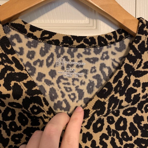 Leopard top - Picture 3 of 3